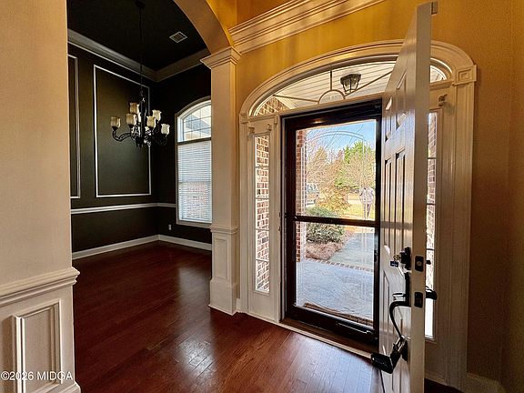 5th image of 125 Peregrine Dr