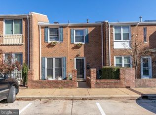 226 S Stevenson Sq, Alexandria, VA 22304
