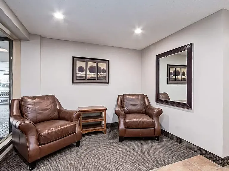 115 25th Ave SW #403 — Photo 54