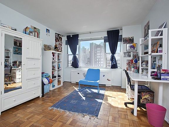 5th image of 340 E 64th St APT 16A