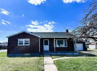 1110 6th St, Whitehall, PA 18052
