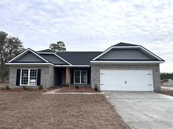 3036 SE Arnold Dr, Allenhurst, GA 31301