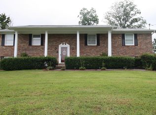 701 Northview Dr, Lenoir City, TN 37771