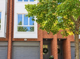 895 Maple Ave #529, Burlington, ON L7S2H7