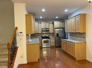 2401 Memory Ridge Dr, Raleigh, NC 27606