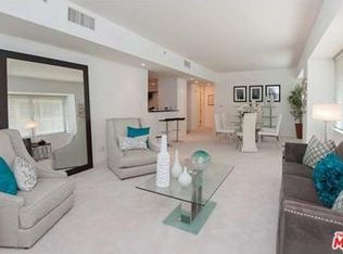 10520 Wilshire Blvd APT 203, Los Angeles, CA 90024