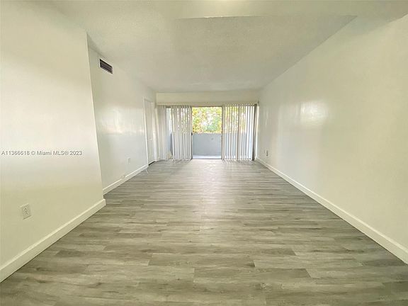 3rd image of 9375 Fontainebleau Blvd APT L414