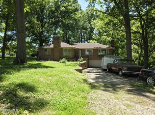 1011 Greenhills Rd, Toledo, OH 43607