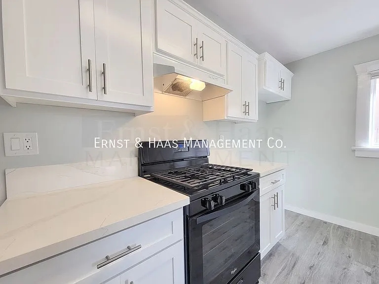 1145 Freeman Ave #A — Photo 10