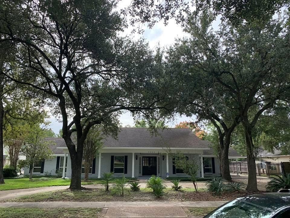 1st image of 5223 S Braeswood Blvd