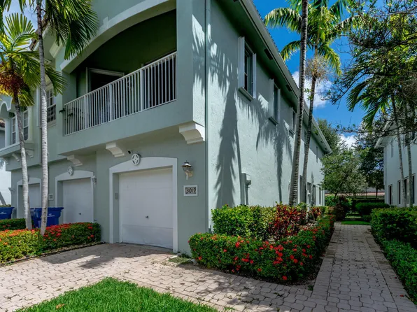 3019 Laurel Ridge Circle, Riviera Beach, FL 33404