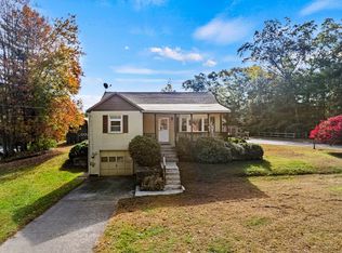 14 Plainfield Rd, Canterbury, CT 06331