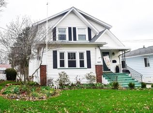 665 Robinson Ave, Barberton, OH 44203