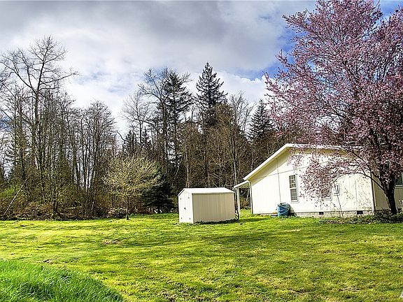 2nd image of 13416 206th St SE