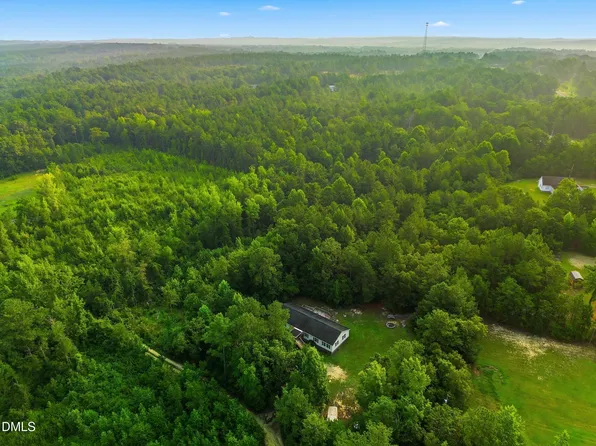 62 Sylvan Ln, Cameron, NC 28326