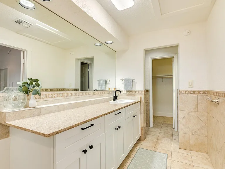 411 Sailfish St #101 — Photo 20