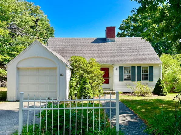 24 High Road, Southwest Harbor, ME 04679