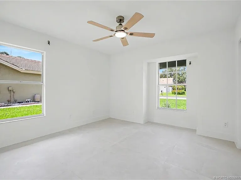 4618 Ashton Ct — Photo 20