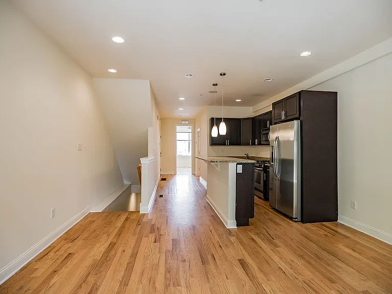 1619 Ogden St — Photo 16