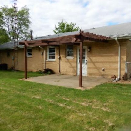 2nd image of 127 Westview Dr