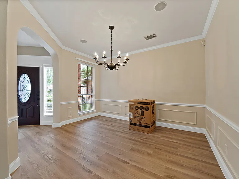 18638 Tall Oak Dr — Photo 4