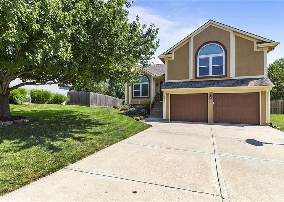 1st image of 1008 NW Pennington Pl