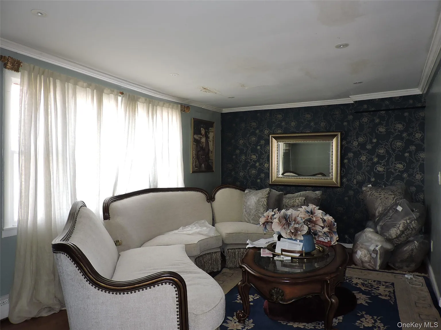 3 bed, 1.5 bath, 925 sqft, $3,850 — Photo 2