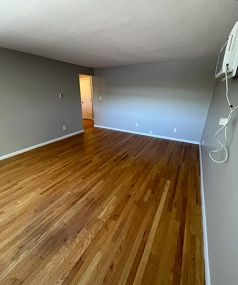 61 Crescent St #3 — Photo 9