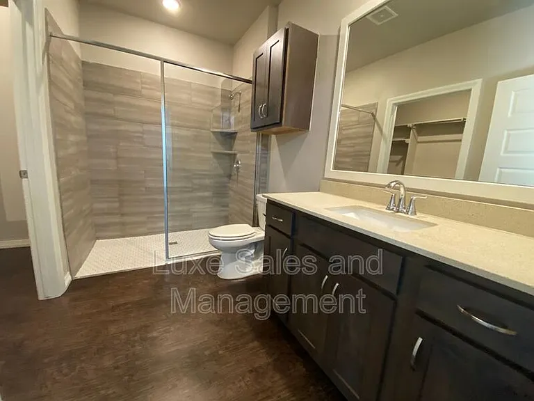 2133 Camino Del Plaza Ln — Photo 17
