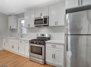 548 Morris St FLOOR 2, Orange, NJ 07050