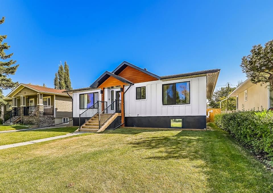 1st image of 3224 W 24a St SW