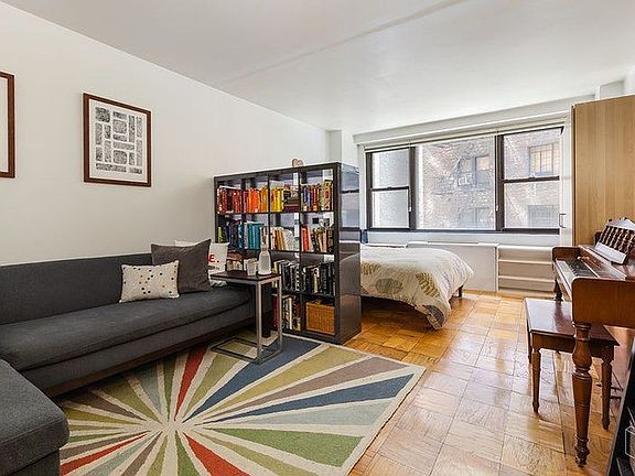 2nd image of 305 E 40th St #4U
