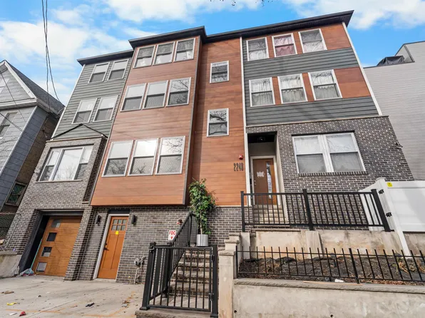 2249 Kennedy Boulevard image 1 of 45