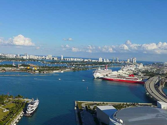 2nd image of 888 Biscayne Bl 3406 #3406