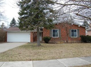 2850 Renfrew St, Ann Arbor, MI 48105