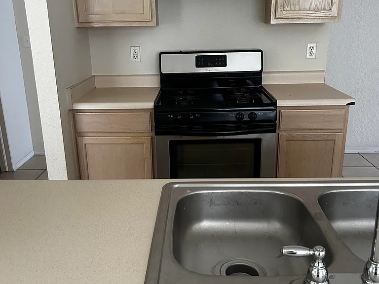 11964 Spire Terrace Dr — Photo 2
