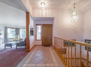 37985 Middle Ridge Dr, Lebanon, OR 97355