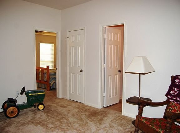 KID'S STUDY ROOM