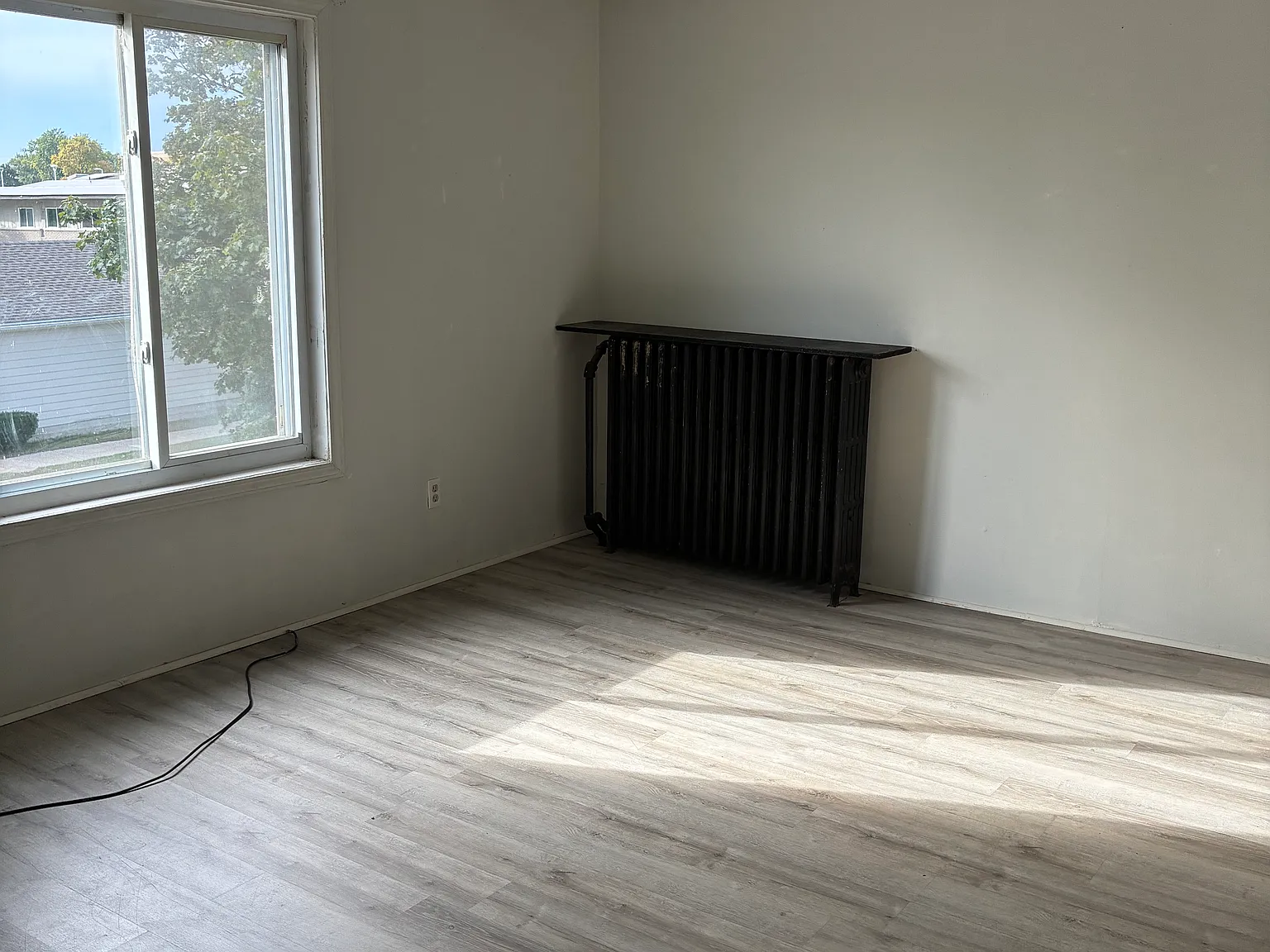 1 bed, 600 sqft, $1,000 — Photo 2