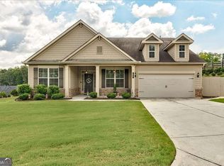 68 Water Oak Dr, Acworth, GA 30101