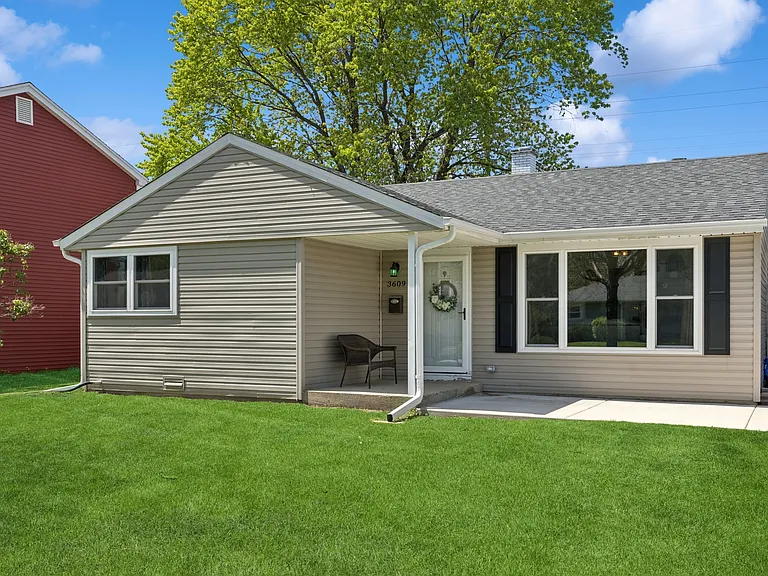 3609 Bobwhite Ln — Photo 1