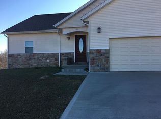 186 Ridgeview Dr, Saint Robert, MO 65584