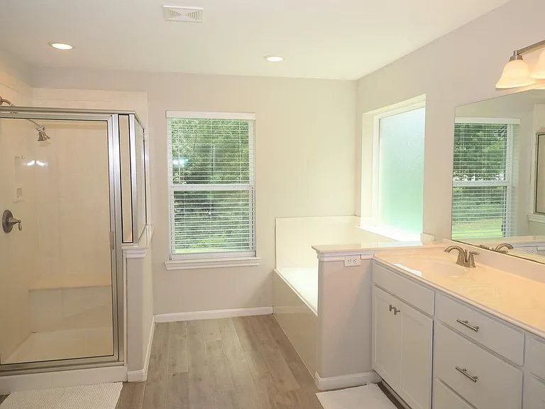 131 Feldspar Ln — Photo 9