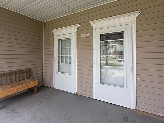 3rd image of 251 8th Ave N