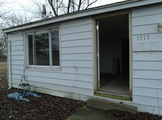 1517 E Streeter Ave, Muncie, IN 47303