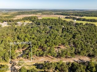 27 McLane St, Saint Helena Island, SC 29920
