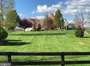 126 Heritage Knoll Ln, Summit Pt, WV 25446