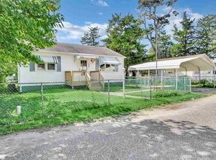 150 E Delaware Pkwy, Villas, NJ 08251