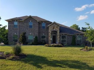 8871 Mary Dr, Waxahachie, TX 75167