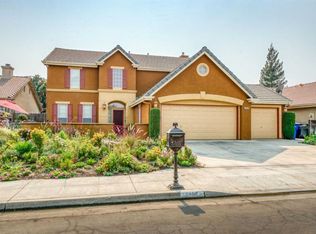 1659 E Desert Island Dr, Fresno, CA